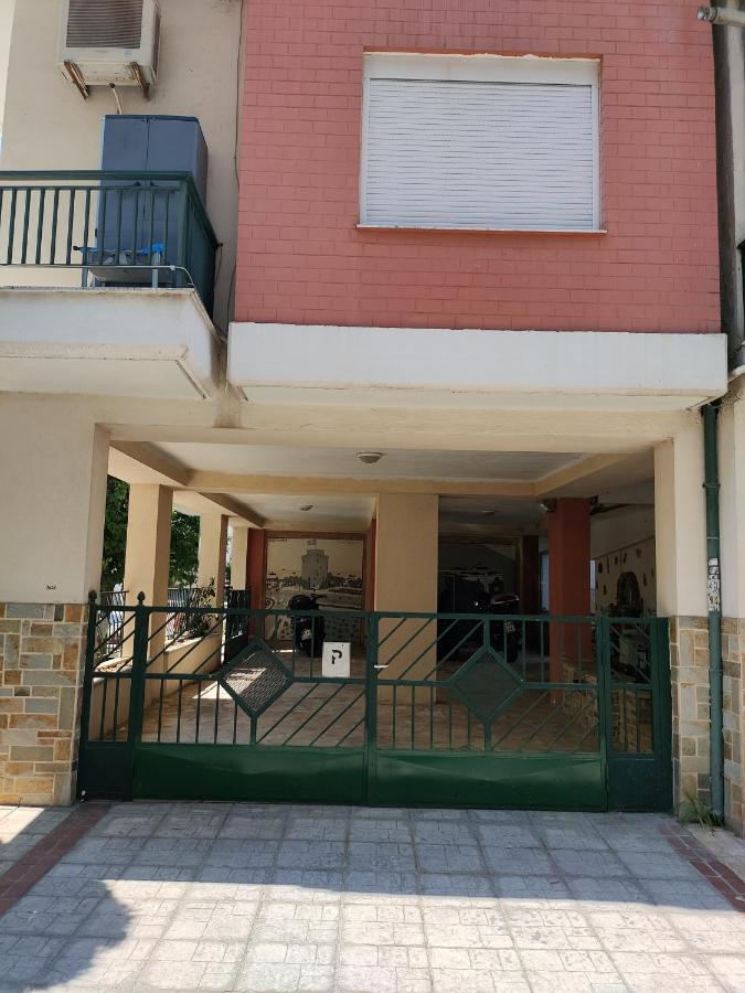 Museum Apartment Volos Exterior foto